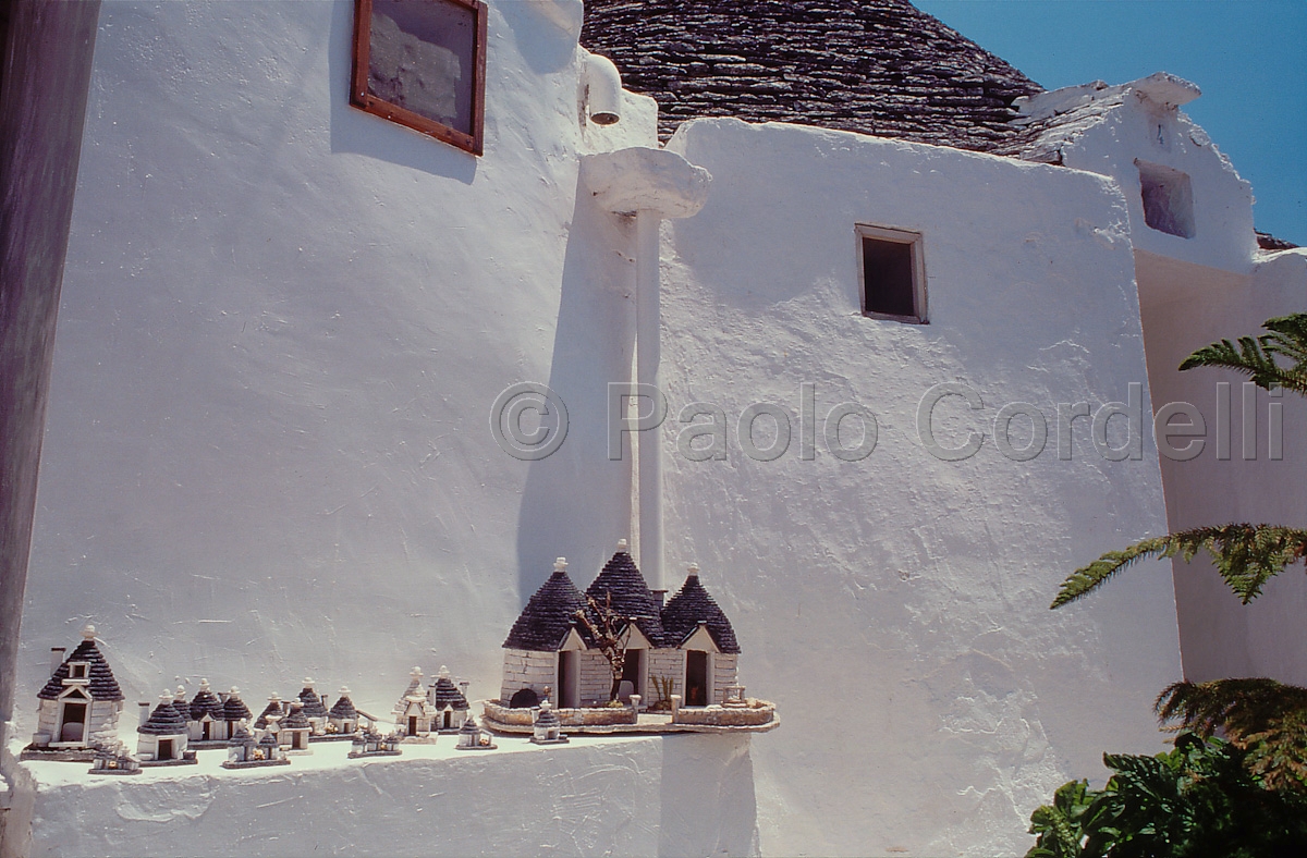 Trulli, Alberobello, Puglia, Italy
(cod:Puglia 18)